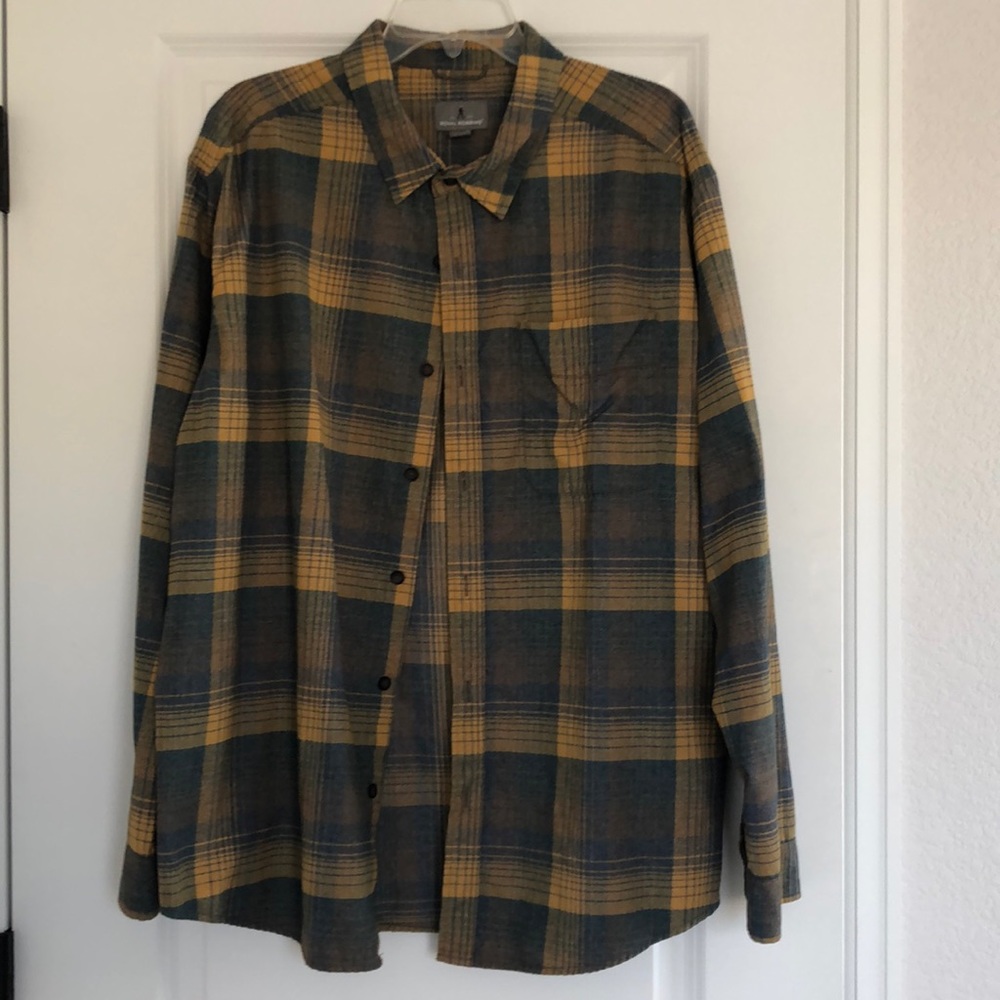 Royal Robbins men’s button up
